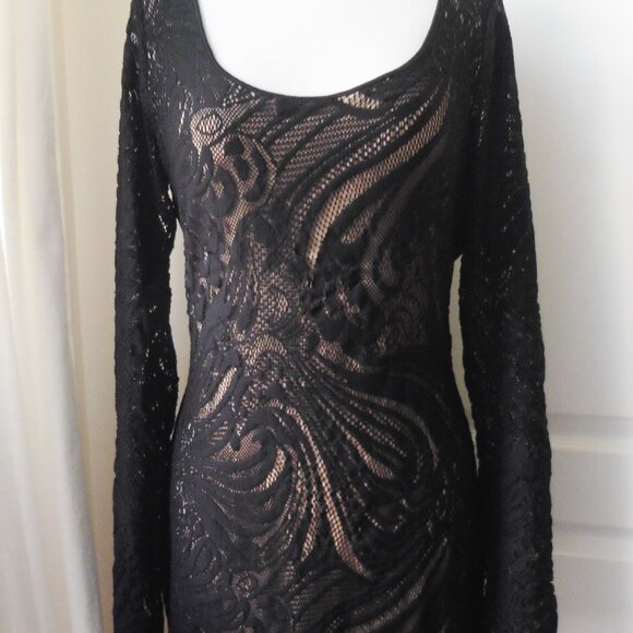 BCBGMaxAzria Black and Cream Long Sleeve Dress - Picture 8 of 8
